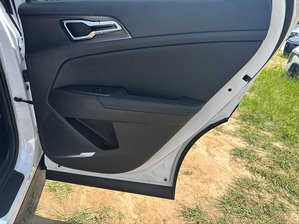 2026 Kia Sportage photo 16