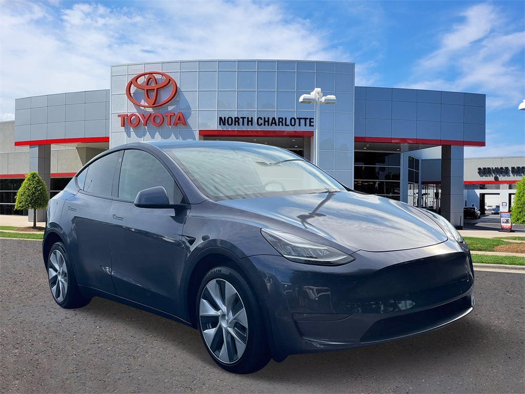 Used 2021 Tesla Model Y Long Range with VIN 5YJYGDEE9MF117013 for sale in Huntersville, NC