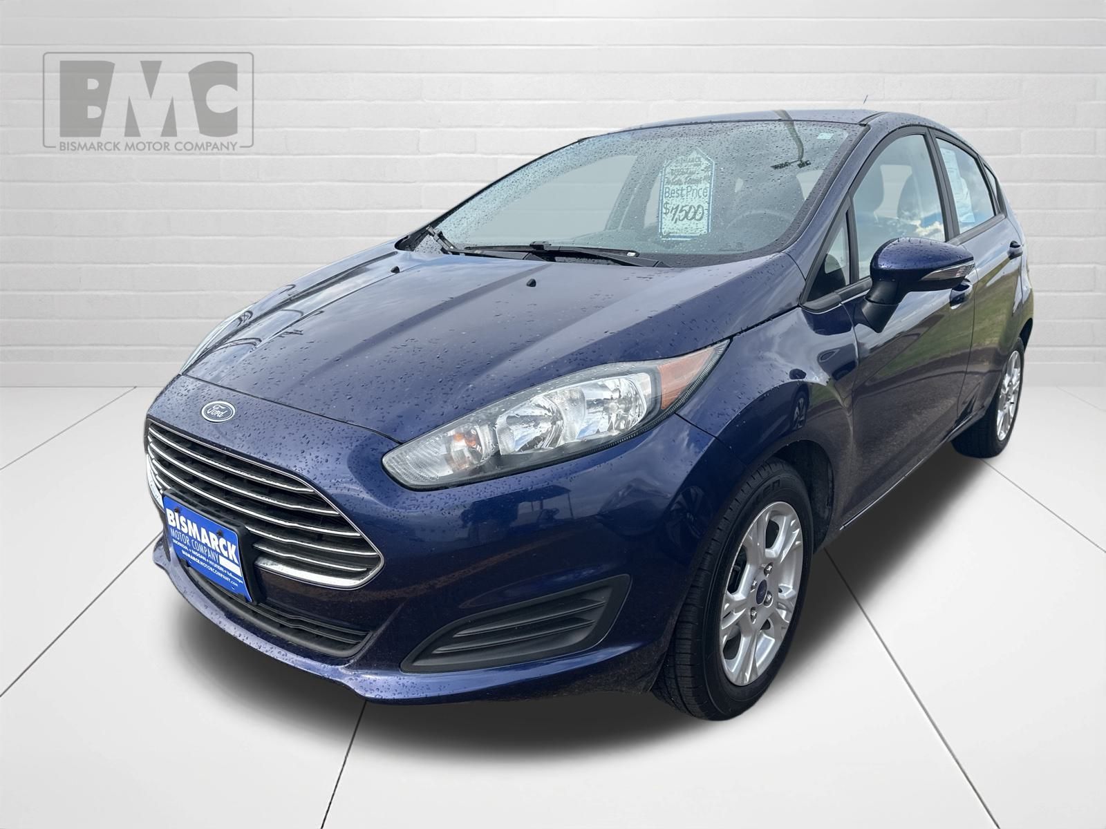 2016 Ford Fiesta SE photo 2