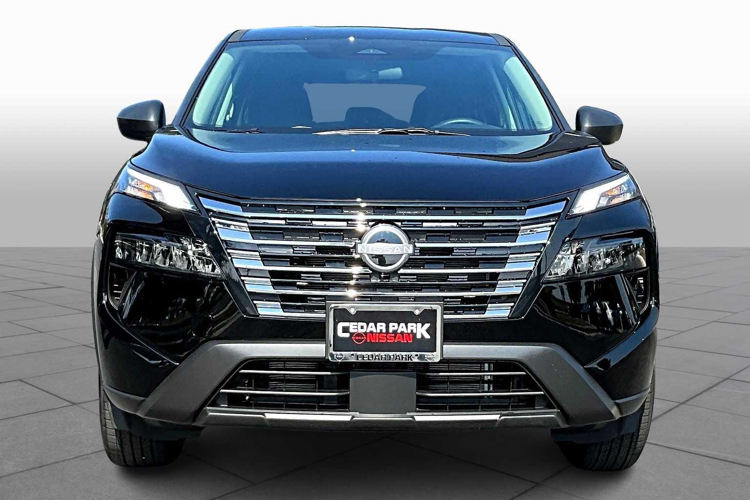 2026 Nissan Rogue S photo 3