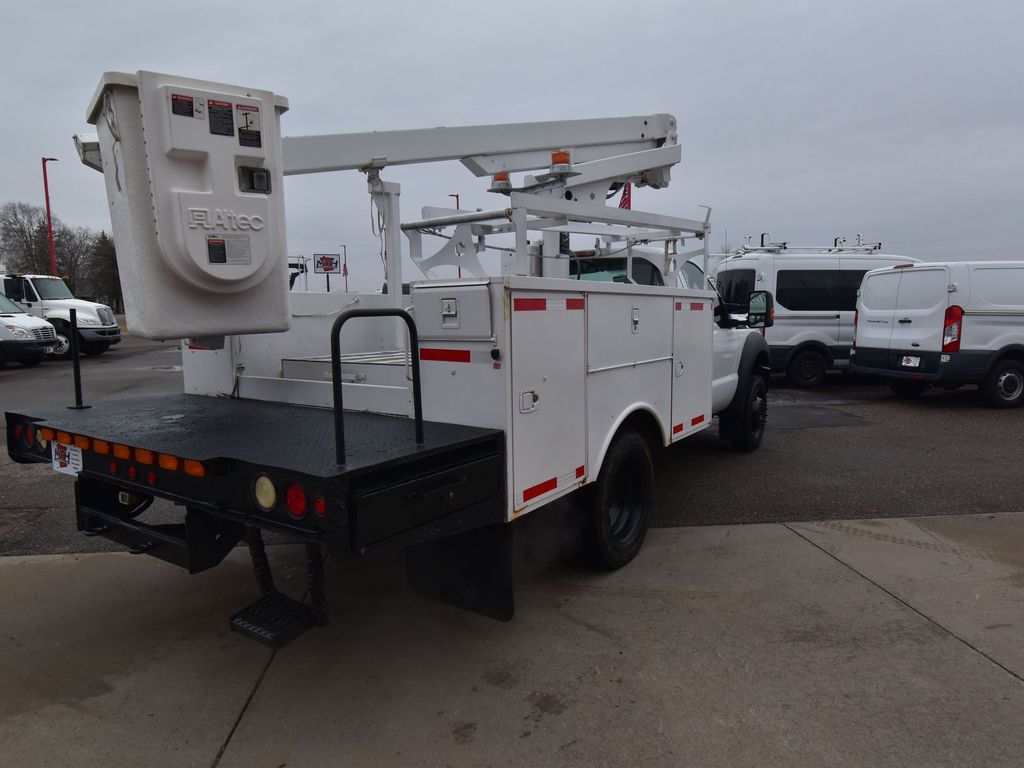 2011 Ford F-450 photo 3