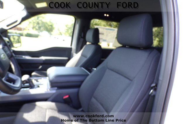 2025 Ford F-150 XLT photo 13