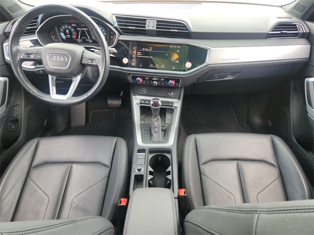 2024 Audi Q3 S line Premium 45 TFSI photo 12
