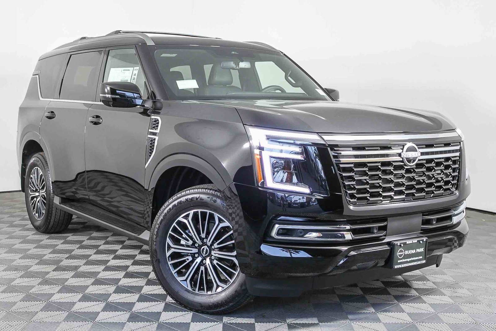 2026 Nissan Armada SL's photo