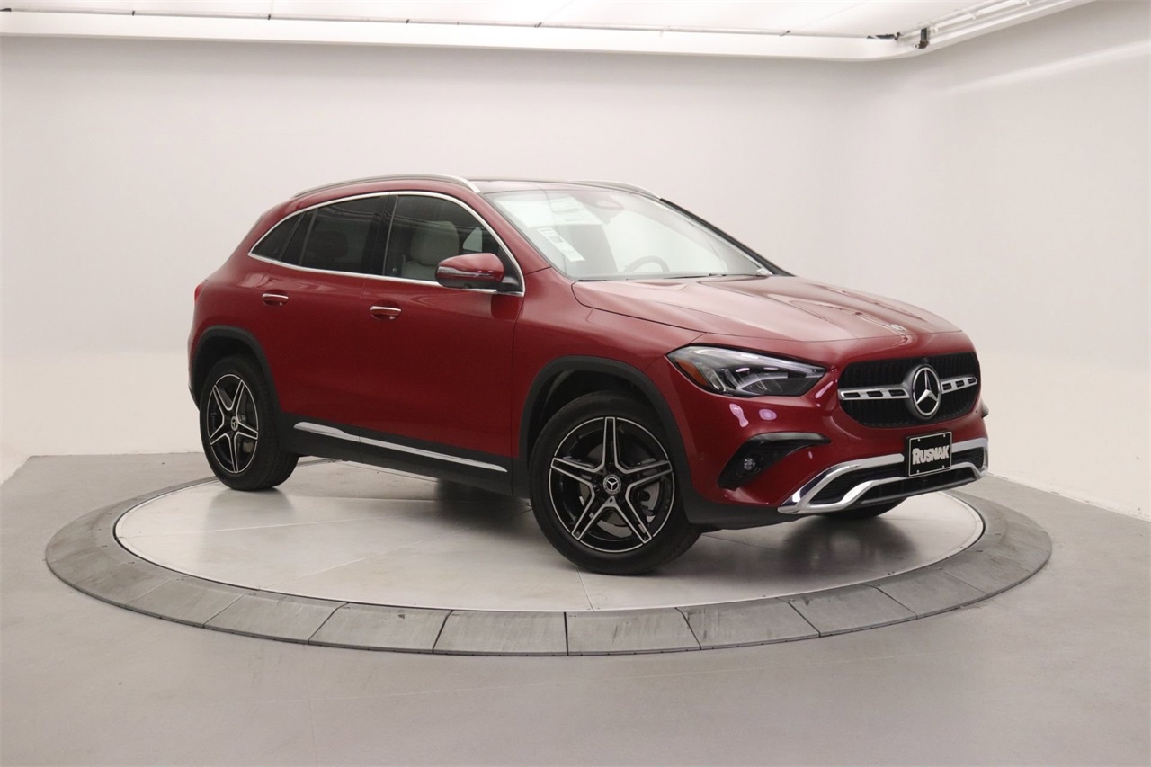 2026 Mercedes-Benz GLA GLA 250's photo