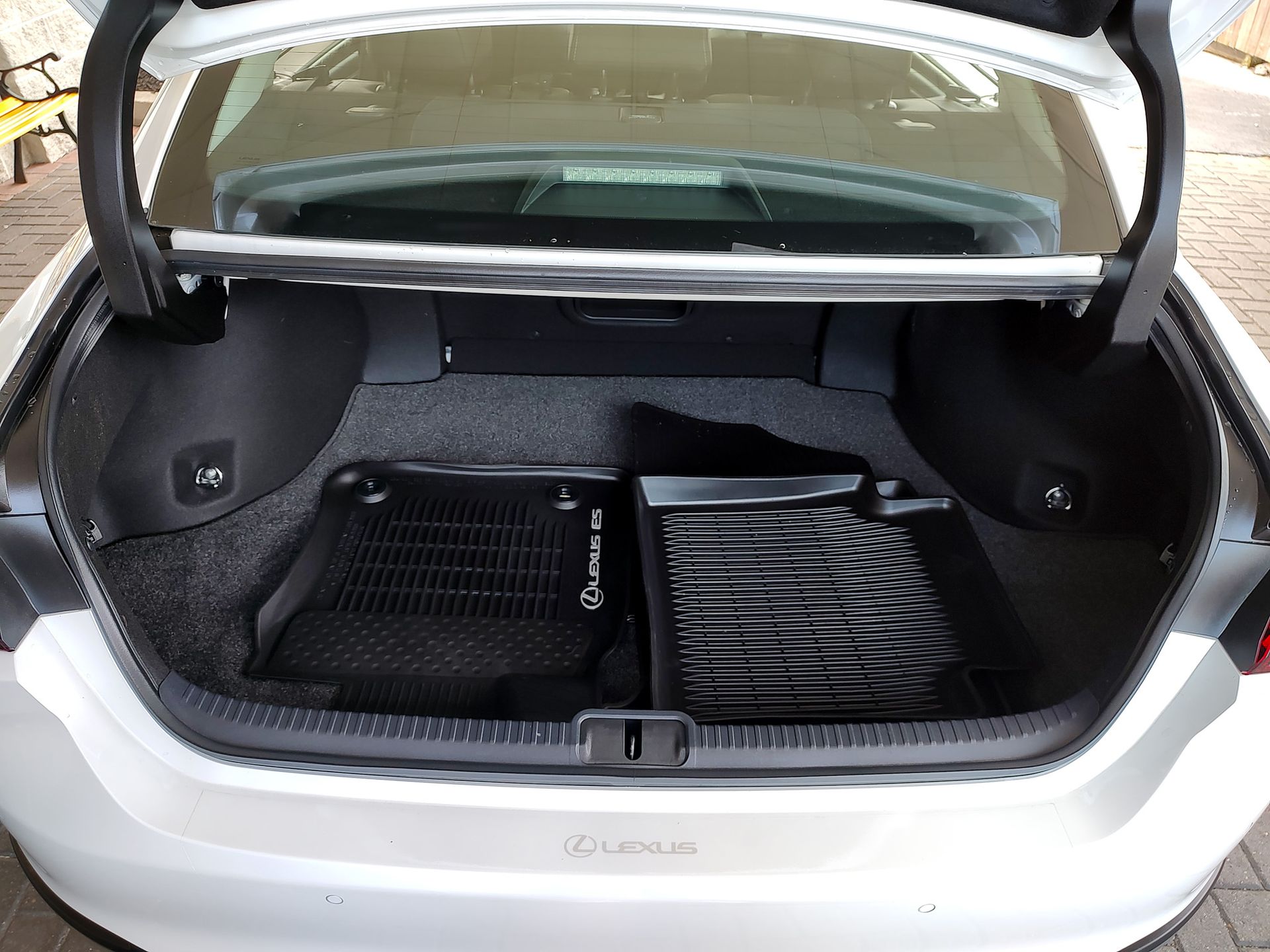 2023 Lexus ES 250 AWD photo 47