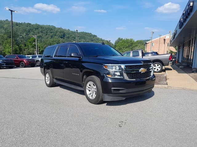 2019 Chevrolet Suburban LS photo 2