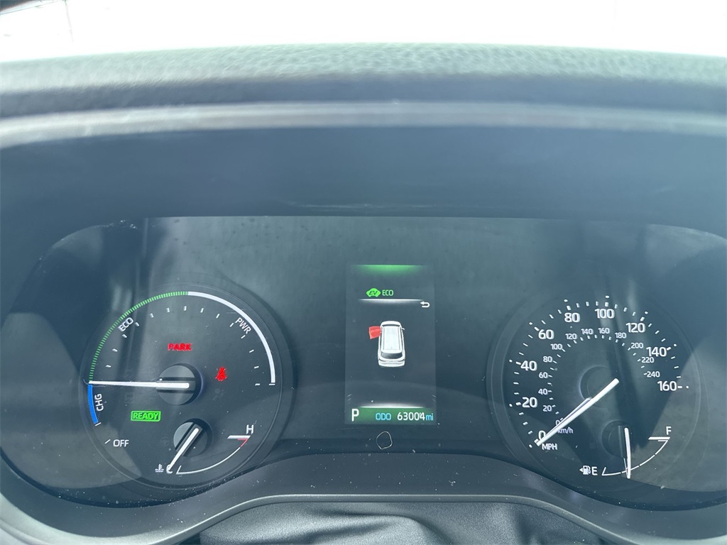 2021 Toyota Sienna LE photo 21