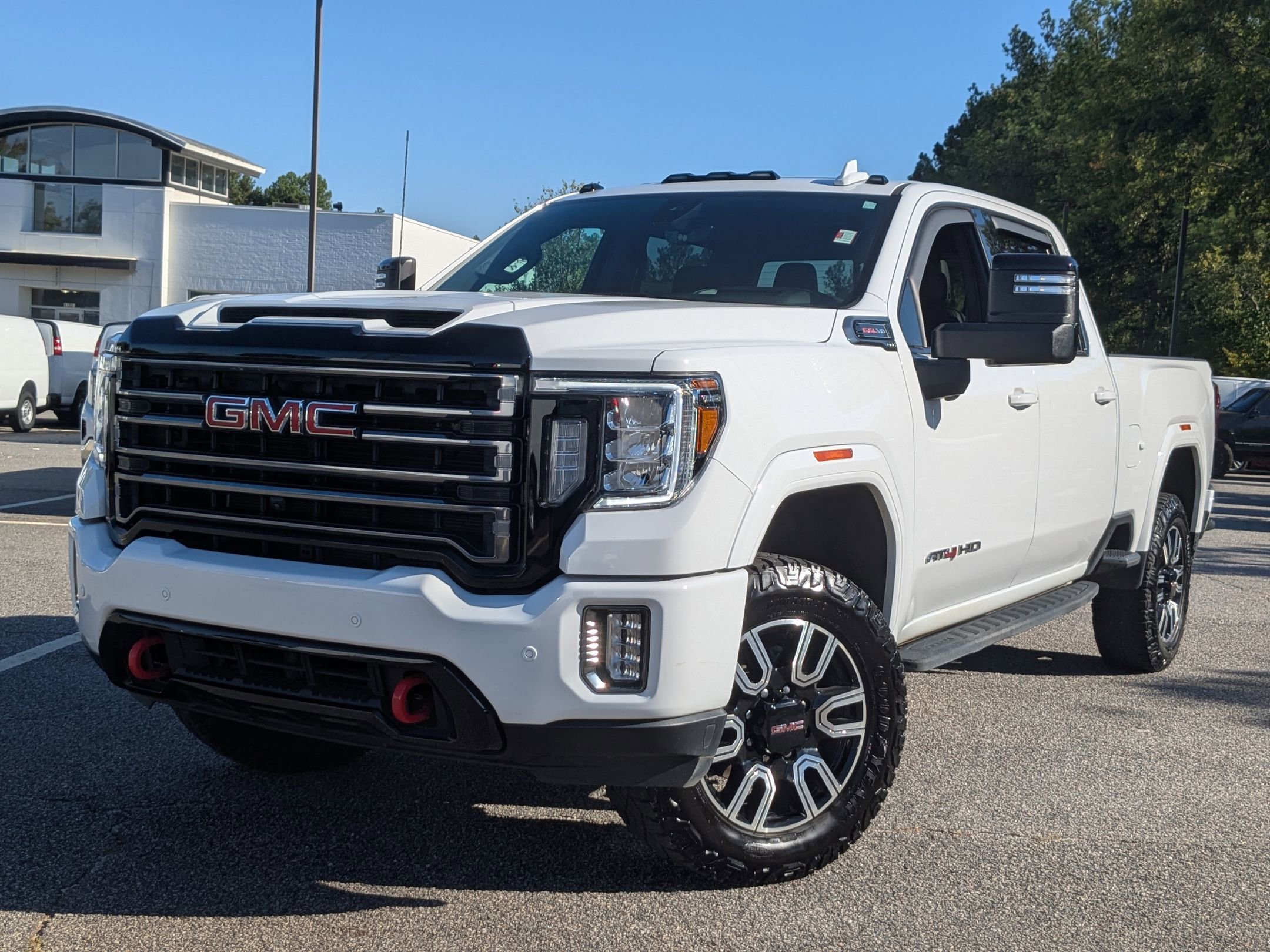 2022 GMC Sierra 2500HD AT4's photo