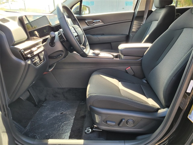 2026 Kia Sportage Hybrid S photo 2