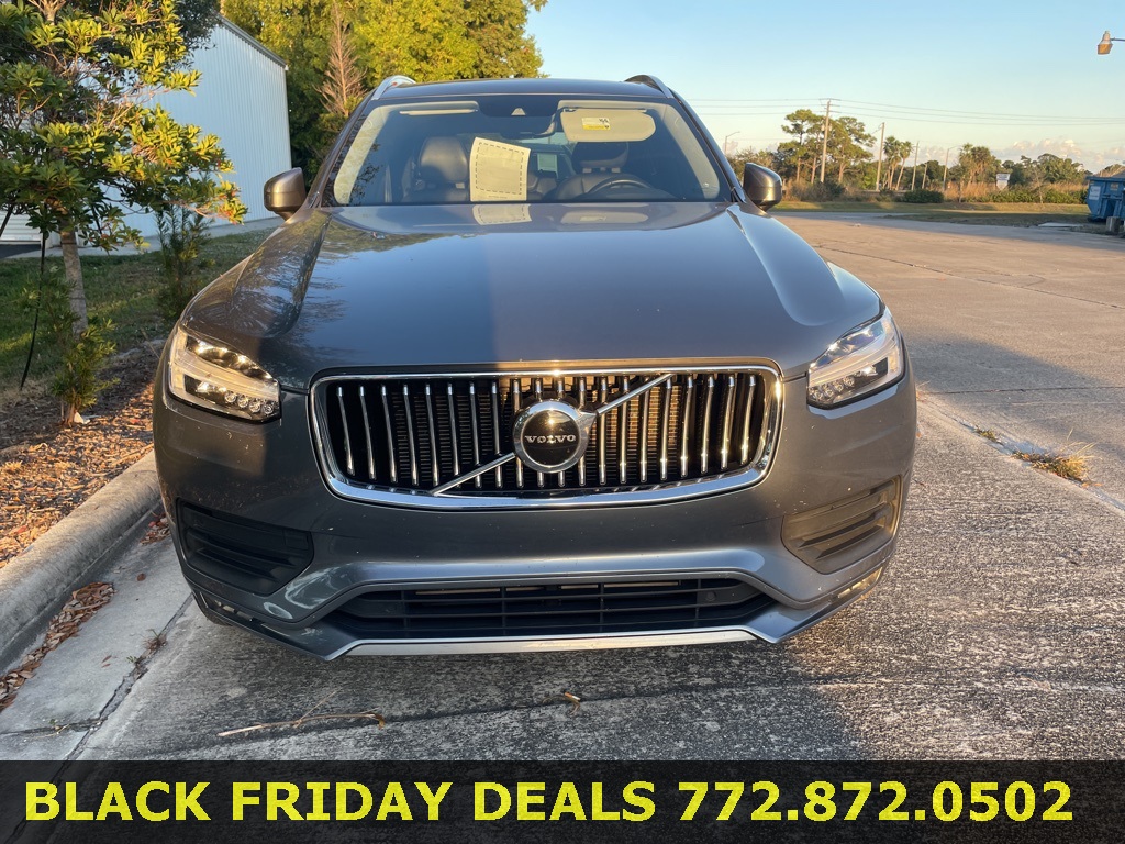 2020 Volvo XC90 T5 Momentum photo 2