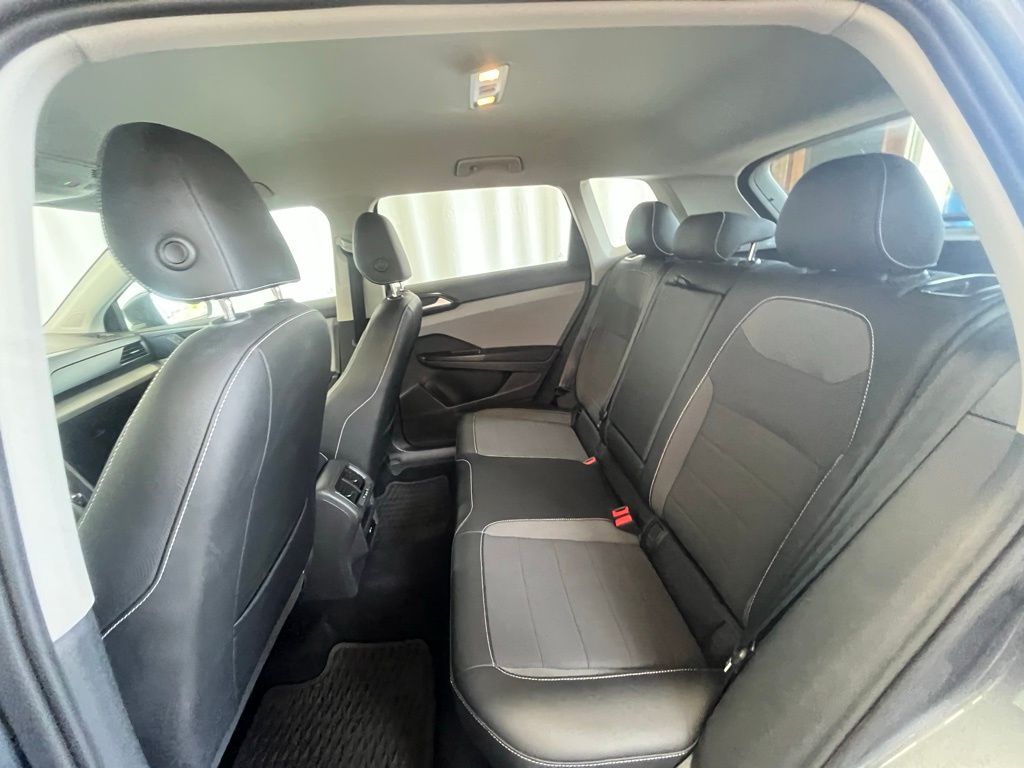 2022 Volkswagen Taos SE photo 20