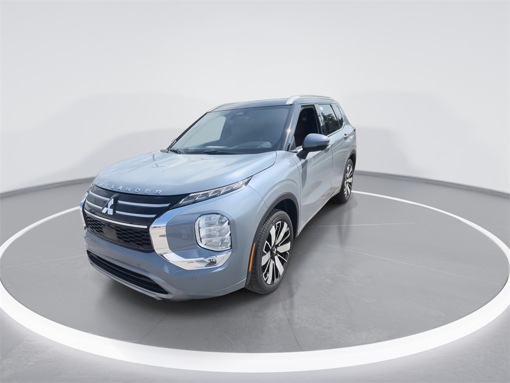 2025 Mitsubishi Outlander SEL photo 4