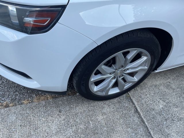 2019 Chevrolet Impala 1LT photo 4