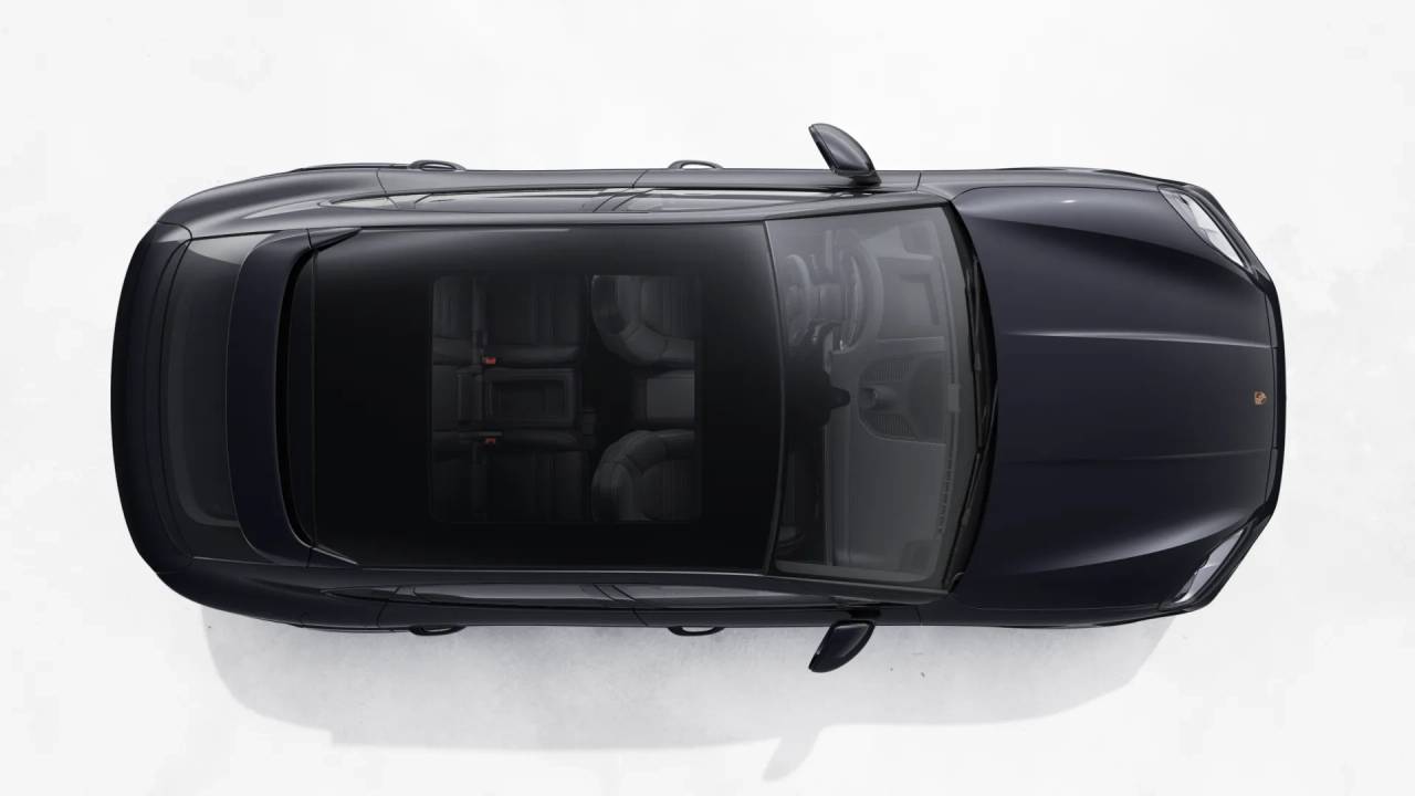 2026 Porsche Cayenne Coupe photo 2