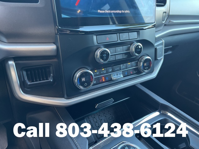 2022 Ford Expedition XLT photo 25