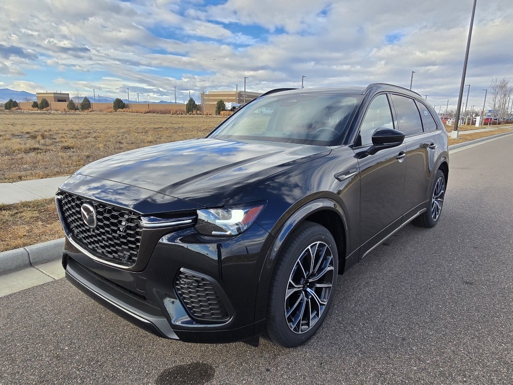 2026 Mazda CX-70 Premium Package's photo