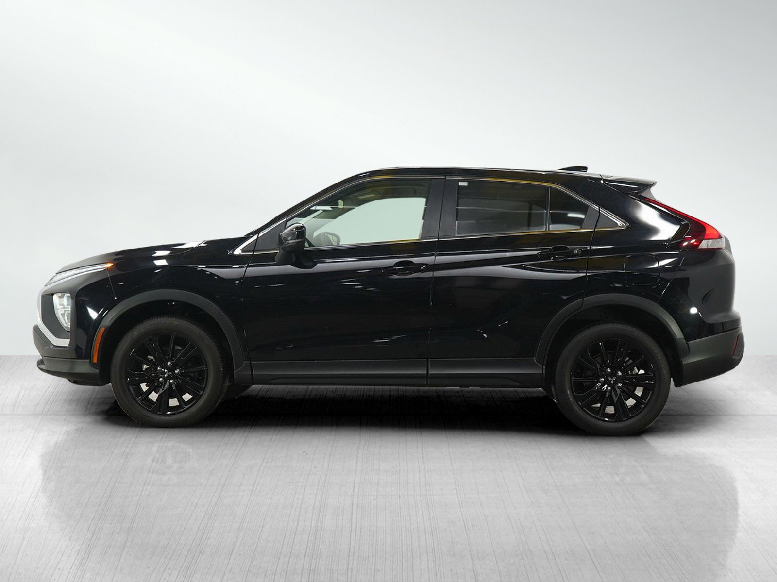 Used 2023 Mitsubishi Eclipse Cross LE with VIN JA4ATVAA7PZ048790 for sale in Burnsville, Minnesota