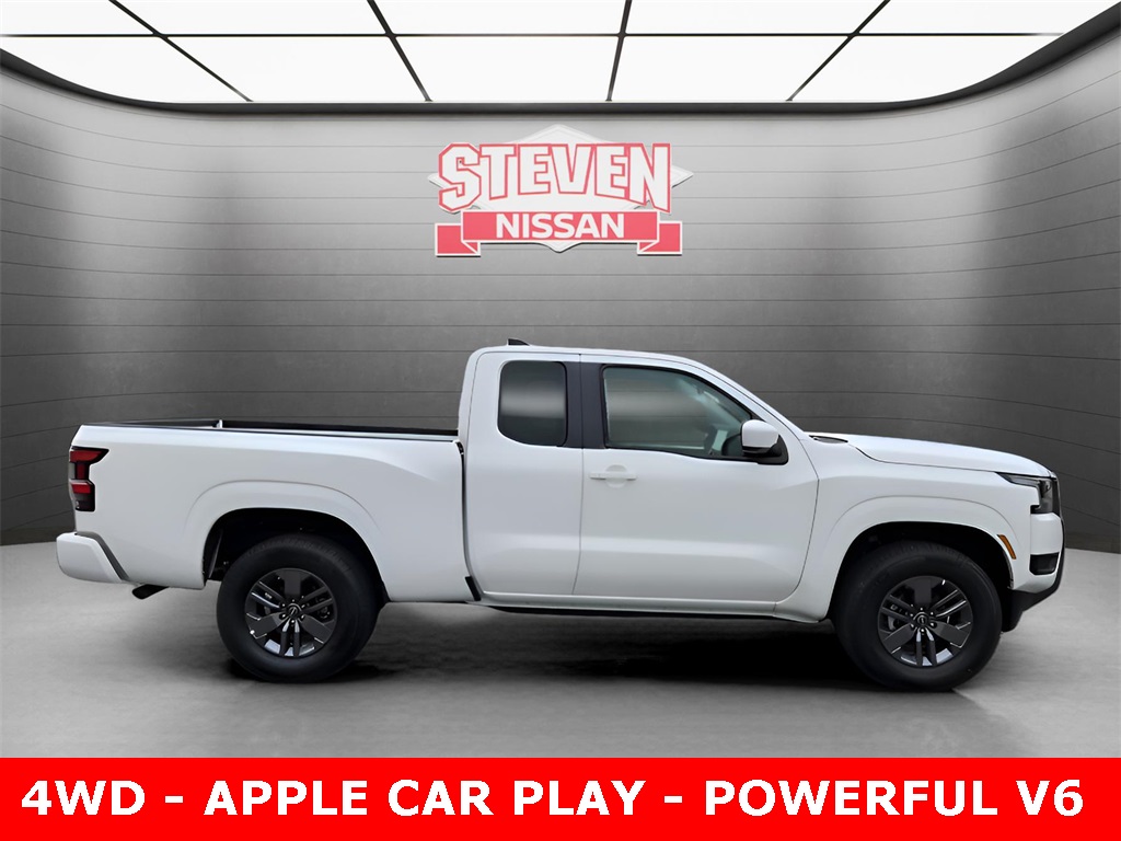 2025 Nissan Frontier SV photo 2