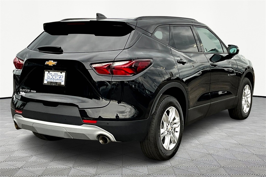 Used 2022 Chevrolet Blazer 2LT with VIN 3GNKBHR40NS180689 for sale in Kansas City