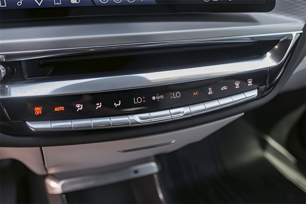 2024 Cadillac Lyriq Sport photo 16
