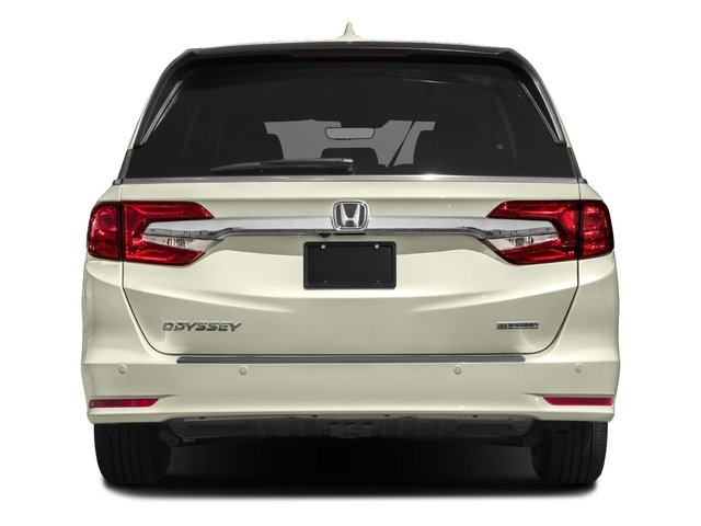 2018 Honda Odyssey Touring photo 5