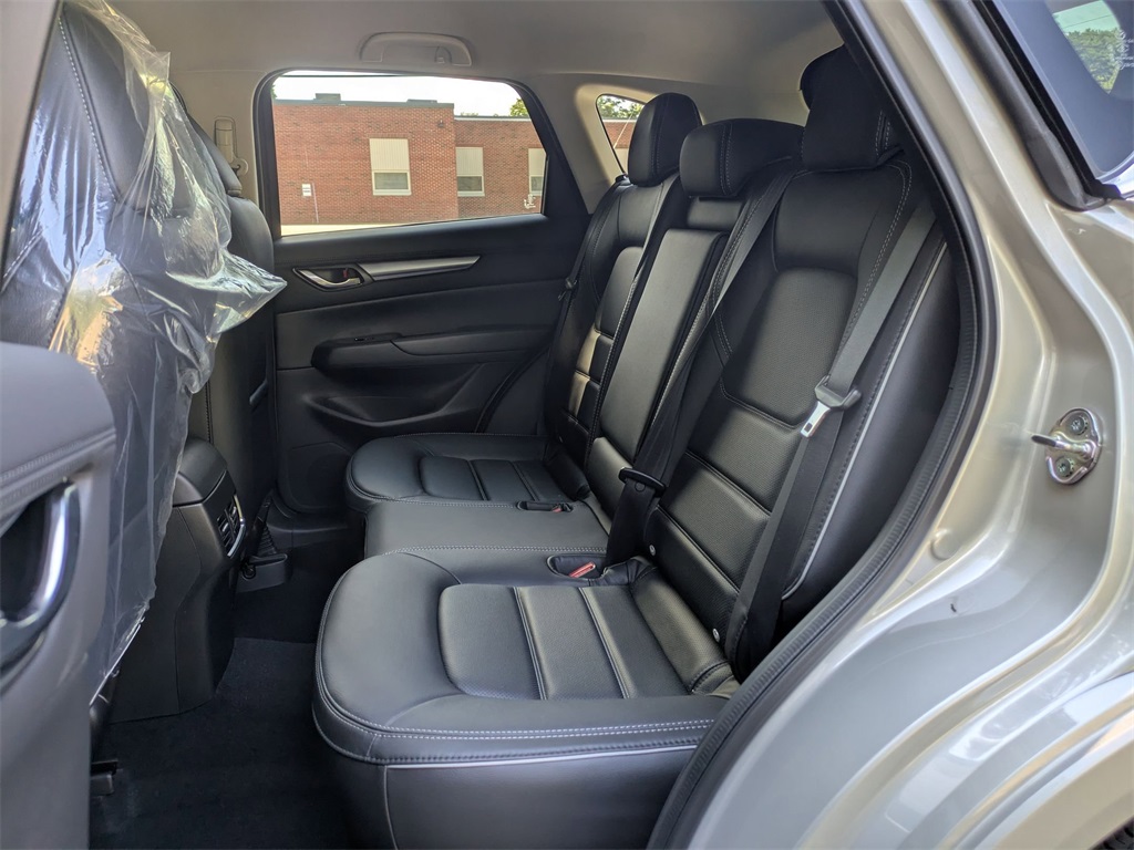 2025 Mazda CX-5 2.5 S Preferred photo 18