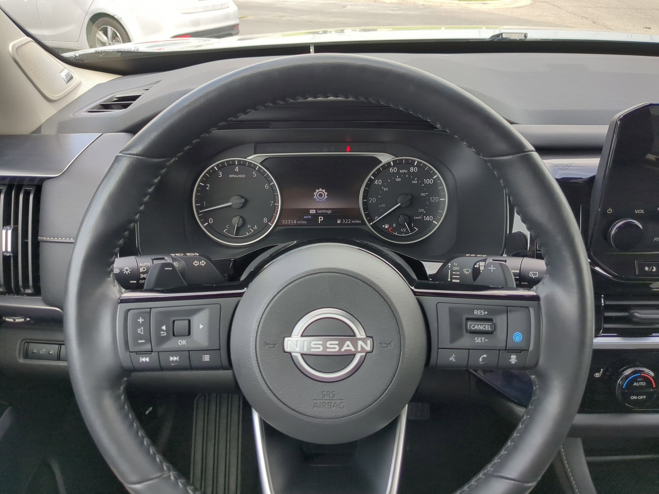 2022 Nissan Pathfinder SL photo 15