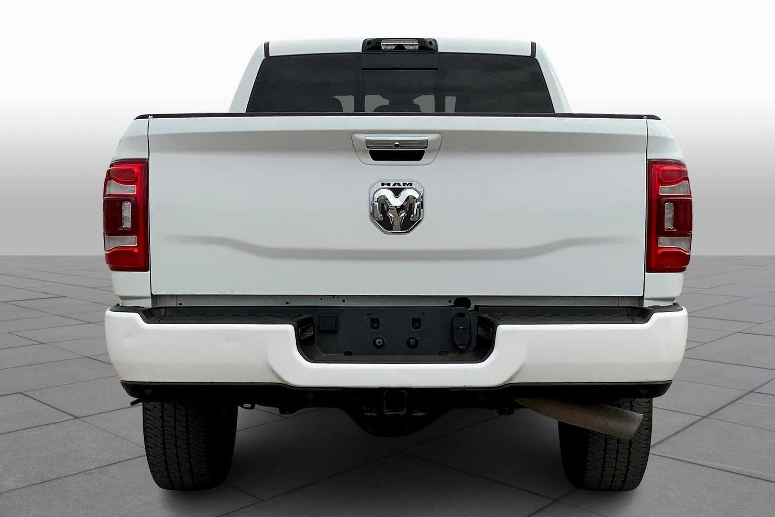 2022 Ram 2500 Laramie photo 4