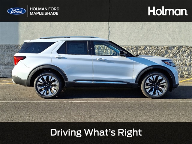 2026 Ford Explorer Platinum's photo