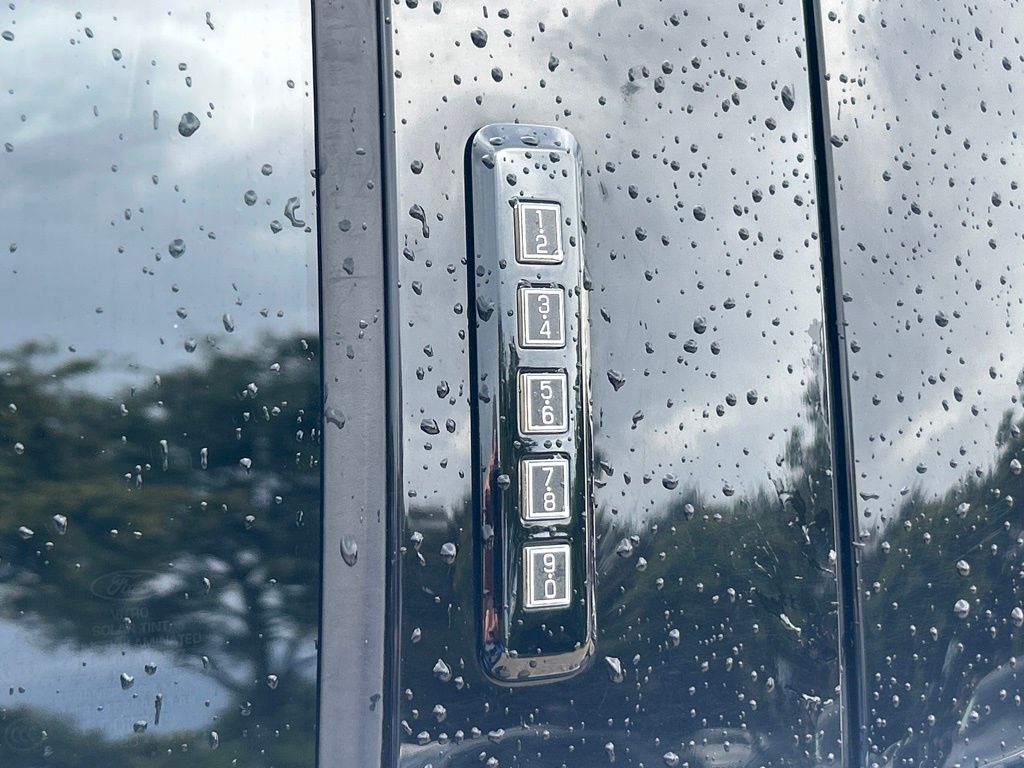 2020 Ford F-150 XLT photo 15