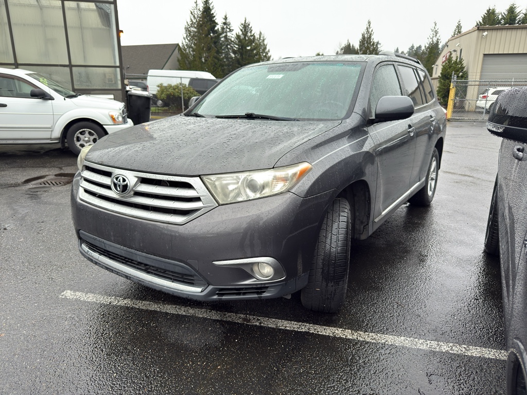2011 Toyota Highlander SE