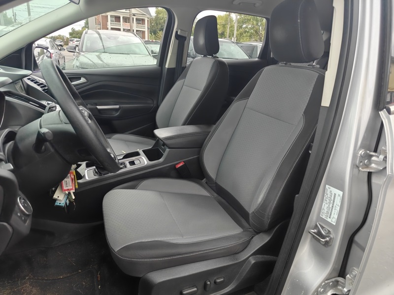 2018 Ford Escape SE photo 4