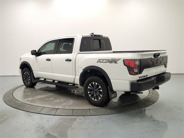 2023 Nissan Titan PRO-4X photo 3