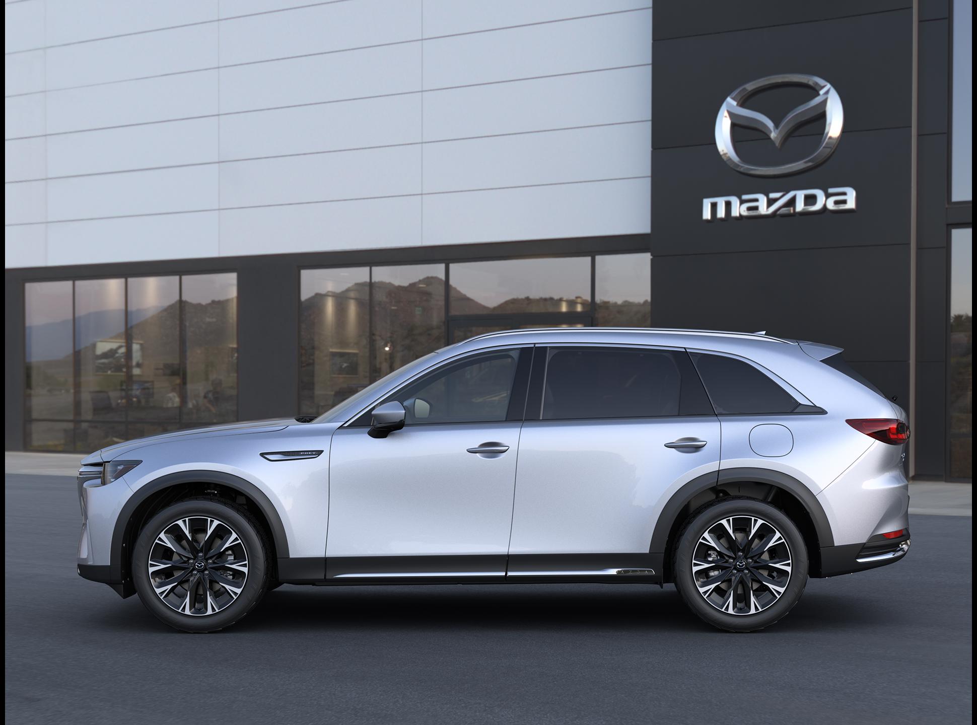 2025 Mazda CX-90 Plug-in Hybrid Premium Plus photo 3