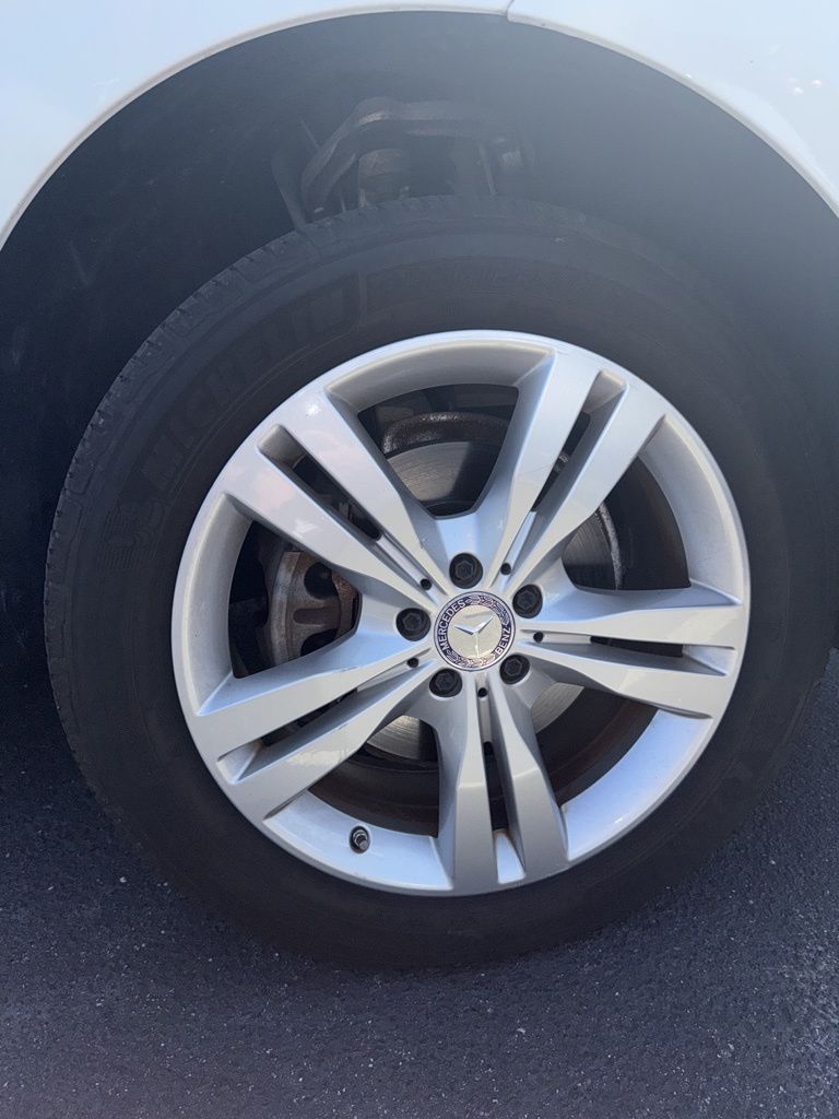 2014 Mercedes Benz ML 350 4MATIC photo 12