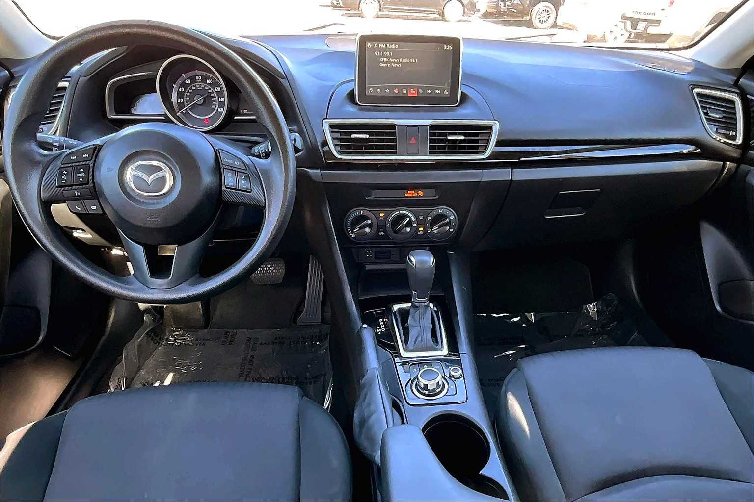 2016 Mazda Mazda3 i Sport photo 15