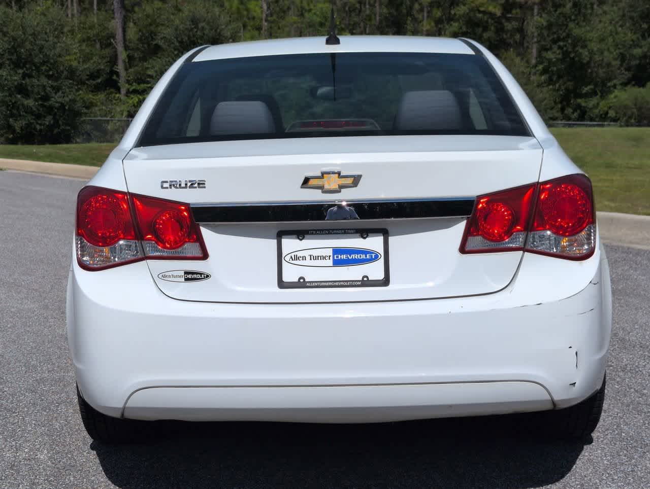 2014 Chevrolet Cruze LS photo 4