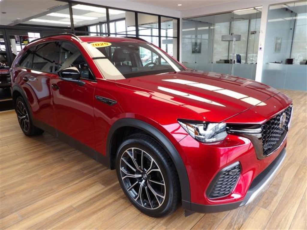 2025 Mazda CX-70 Premium Plus photo 3