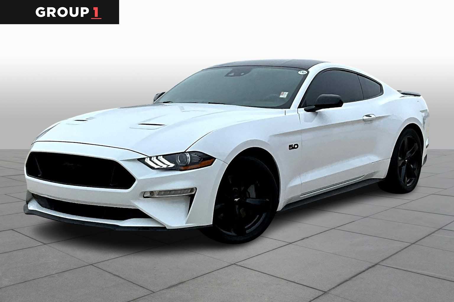 2022 Ford Mustang GT Premium's photo