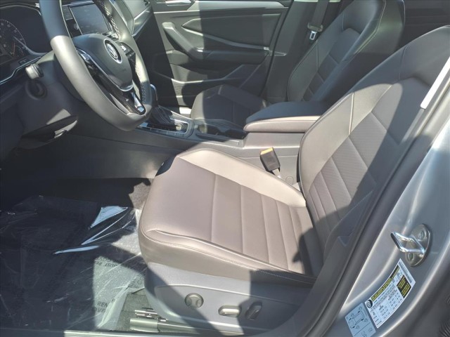 2021 Volkswagen Jetta SE photo 13