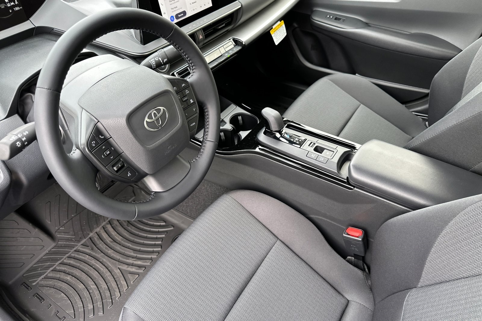 2026 Toyota Prius LE photo 10