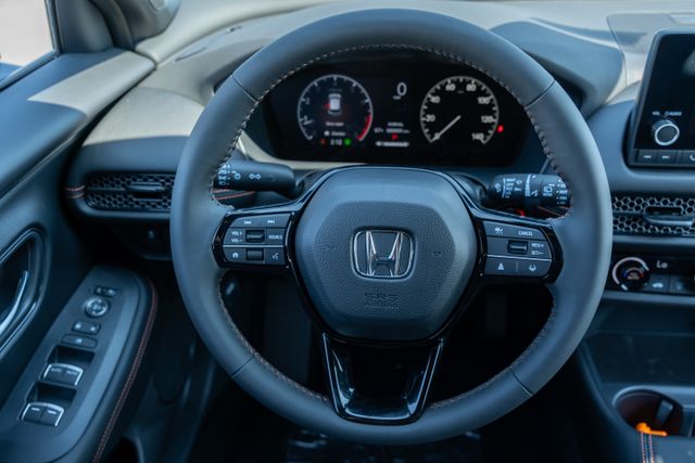 2025 Honda HR-V Sport photo 7