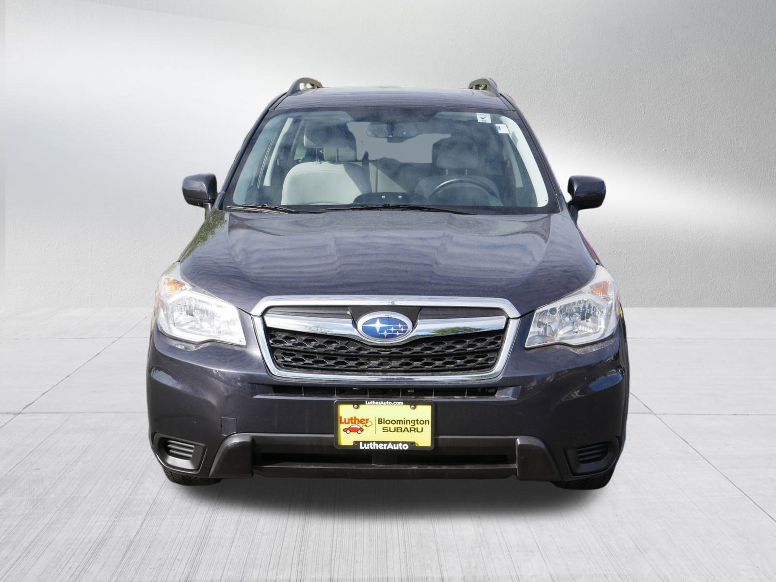 2015 Subaru Forester 2.5i Premium photo 2