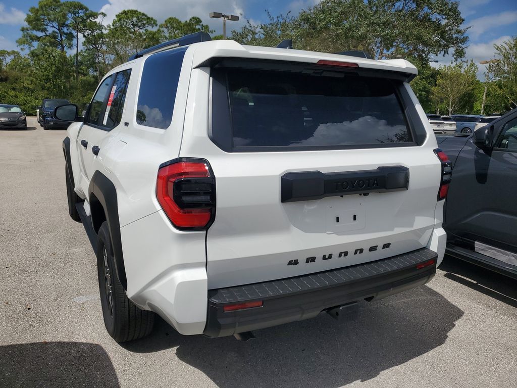 2025 Toyota 4Runner SR5 photo 7