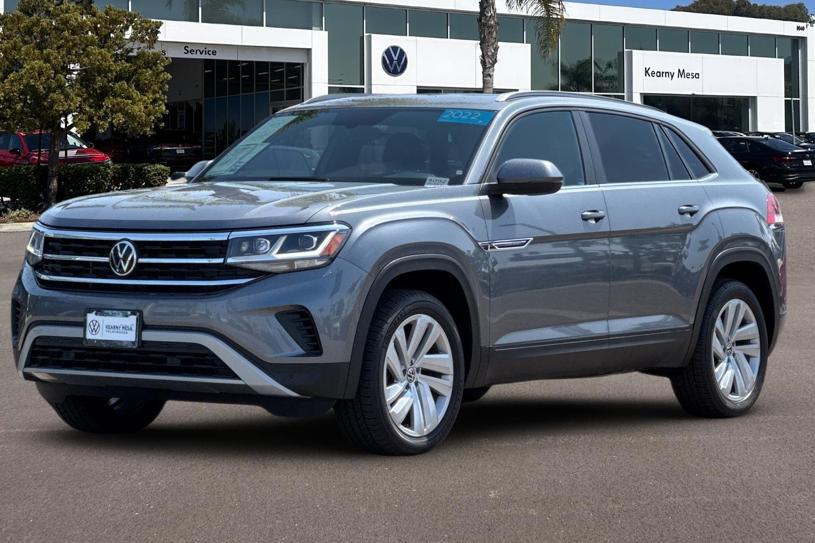 2022 Volkswagen Atlas Cross Sport V6 SE Technology photo 8