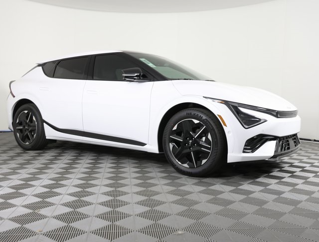 2025 Kia EV6 GT-Line photo 3