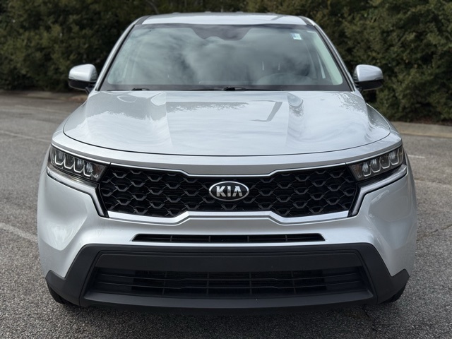 2021 Kia Sorento LX photo 3