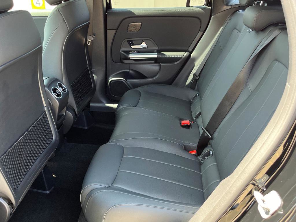 2026 Mercedes Benz GLA 250 photo 16