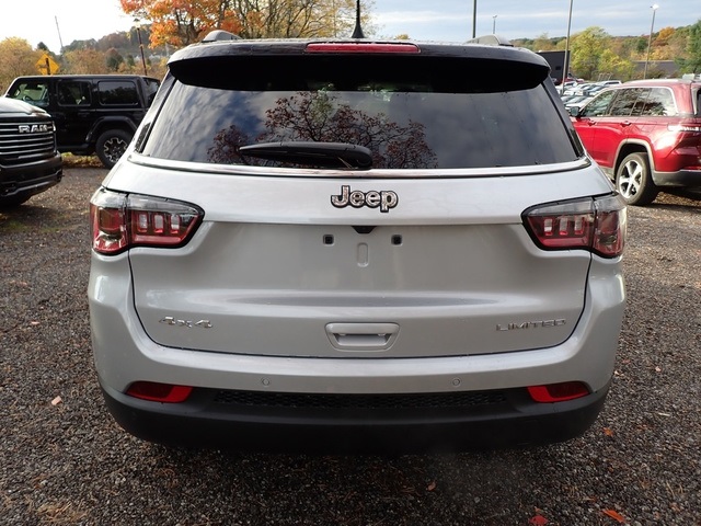 2026 Jeep Compass Limited photo 2